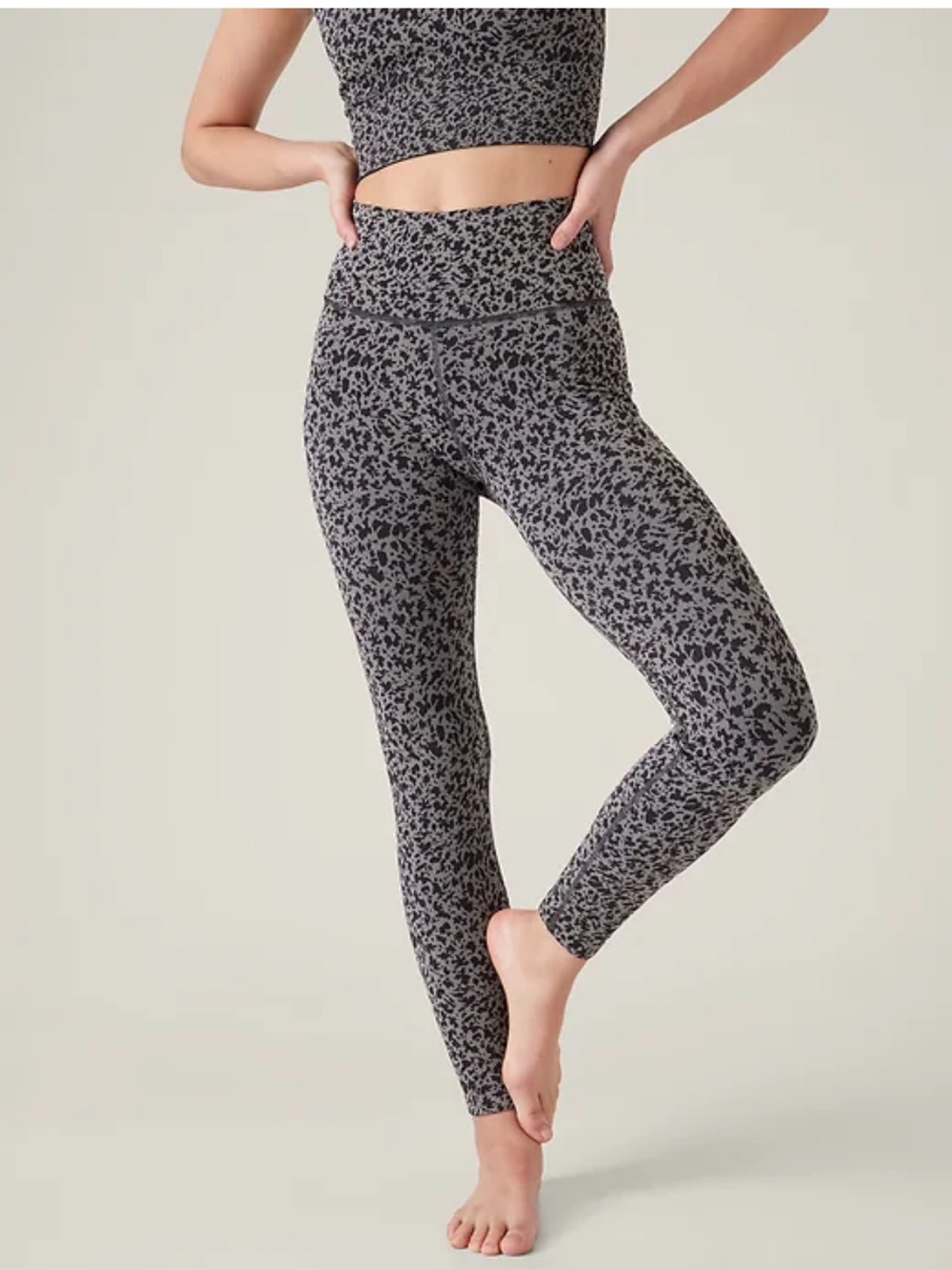 Athleta Aurora Seamless 7/8 Tights Size Medium